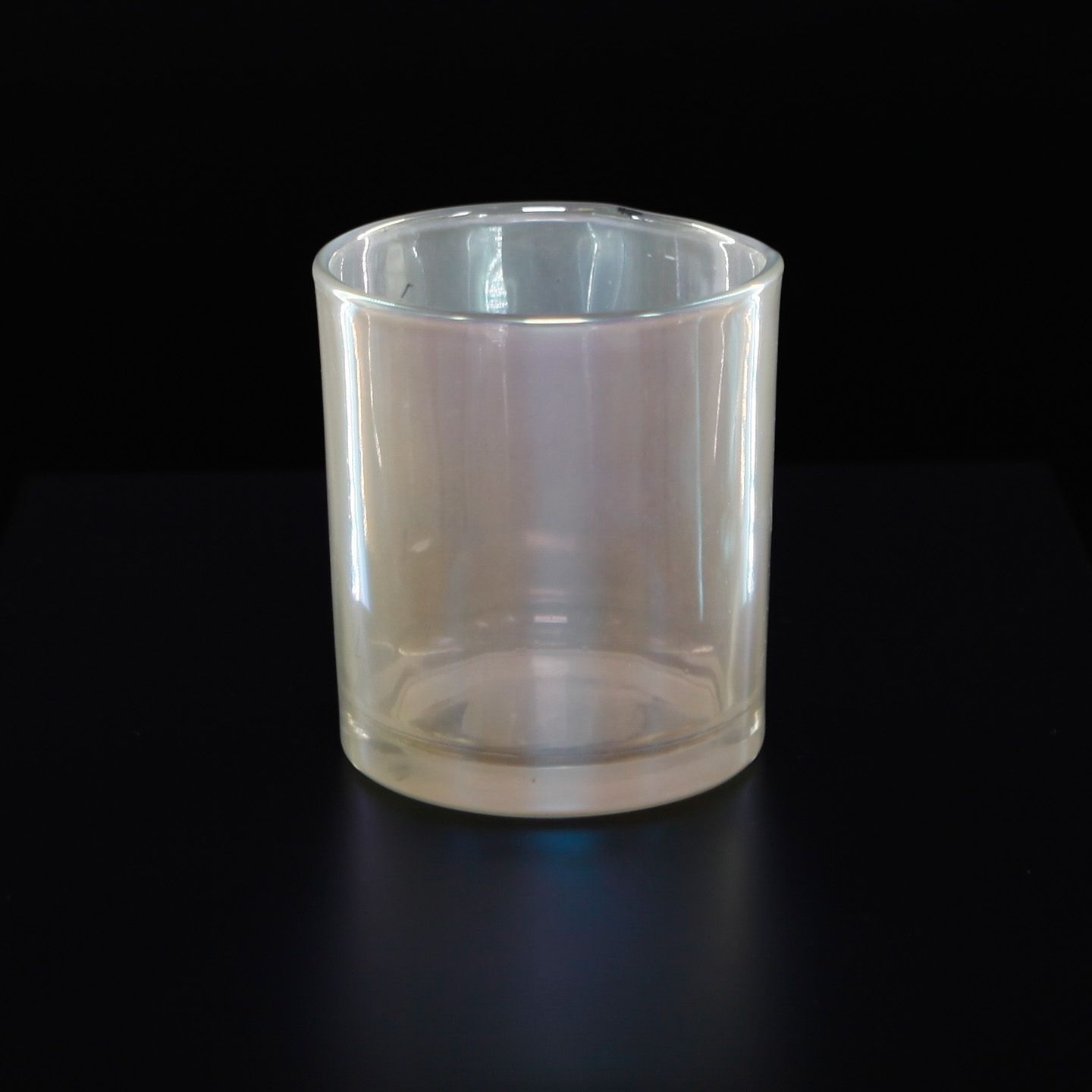 Svícen sklo pr.10 V12,3cm bílá perleť